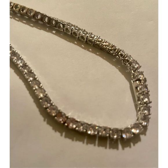 16 inch WHITE SAPPHIRE BLING NECKLACE - Picture 2 of 4